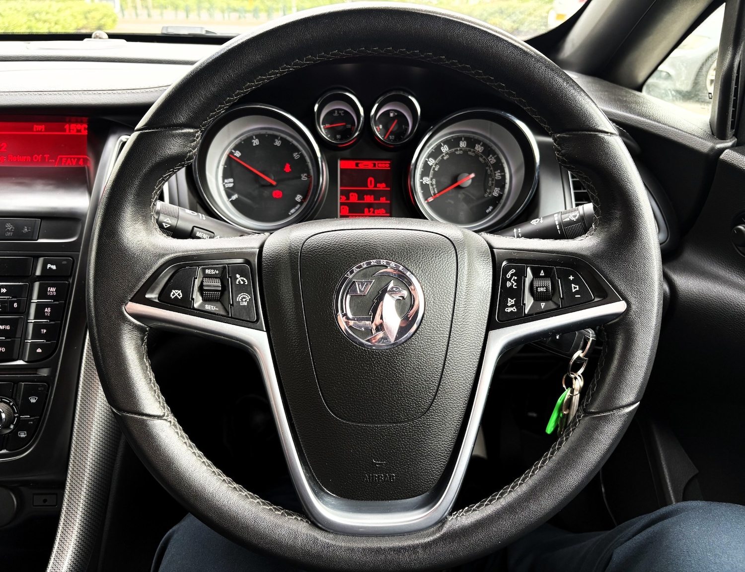 Used Vauxhall Cascada 2013 for sale - 78210482: Photo 17