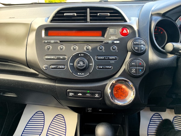 Used Honda Jazz 2012 for sale - 74365420: Photo 15