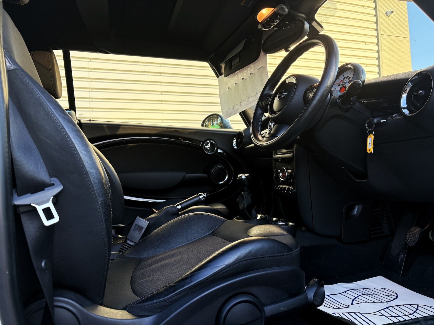 Used MINI Convertible 2013 for sale - 77094458: Photo 10