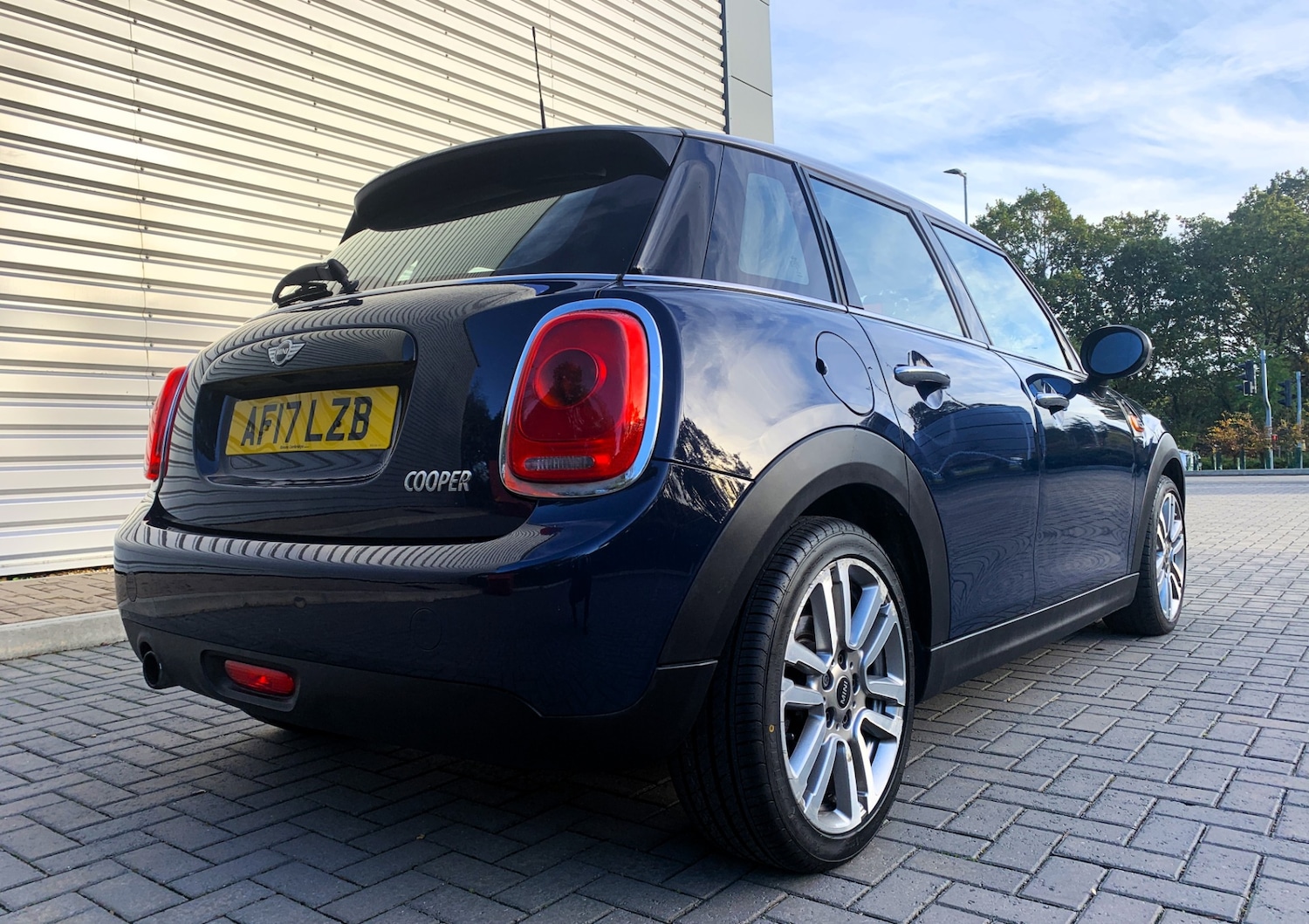 Used MINI Hatch 2017 for sale - 76366794: Photo 4