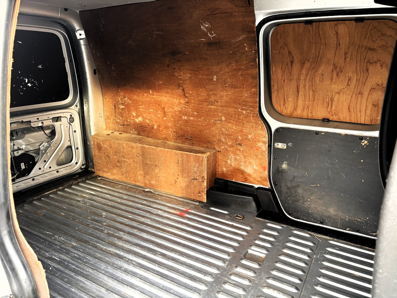 Used Volkswagen Caddy Maxi 2012 for sale - 76845938: Photo 13