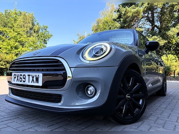 Used MINI Hatch 2019 for sale - 79162279: Photo