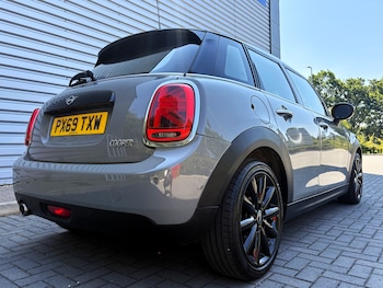Used MINI Hatch 2019 for sale - 79162279: Photo