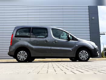 Used Peugeot Partner Tepee 2011 for sale - 79584076: Photo