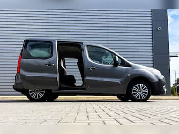 Used Peugeot Partner Tepee 2011 for sale - 79584076: Photo