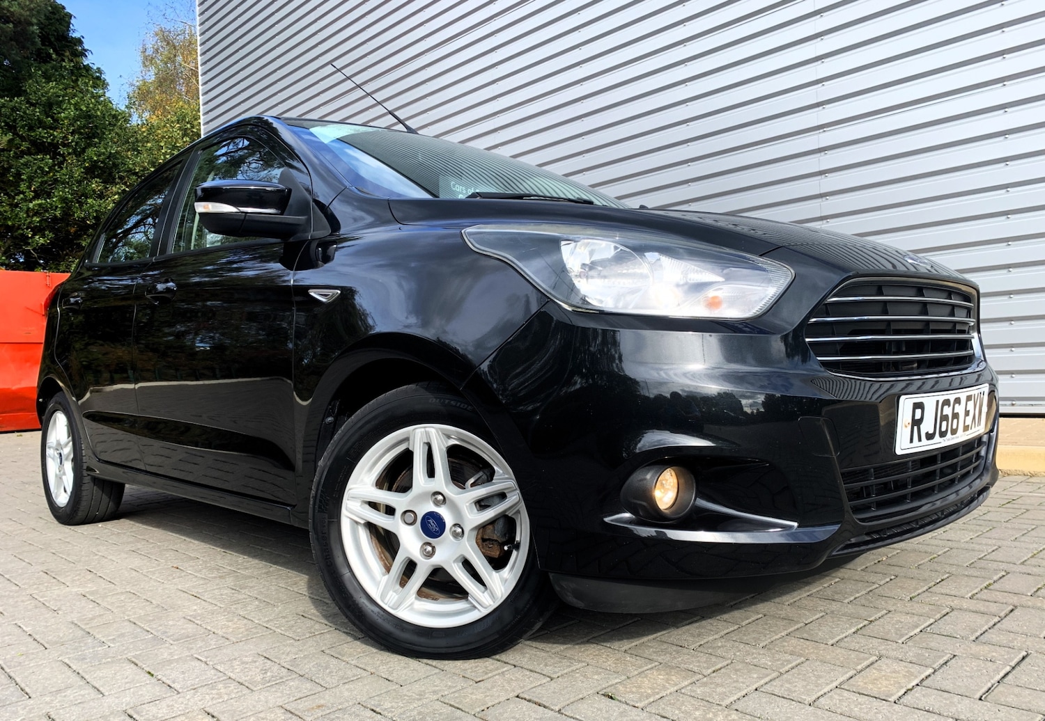 Used Ford Ka+ 2016 for sale - 76340944: Photo 2