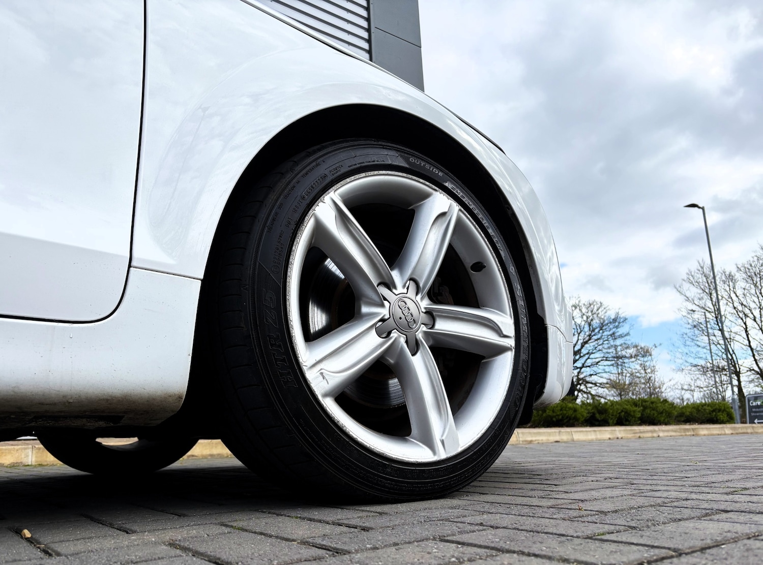 Used Audi TT 2010 for sale - 77897136: Photo 17