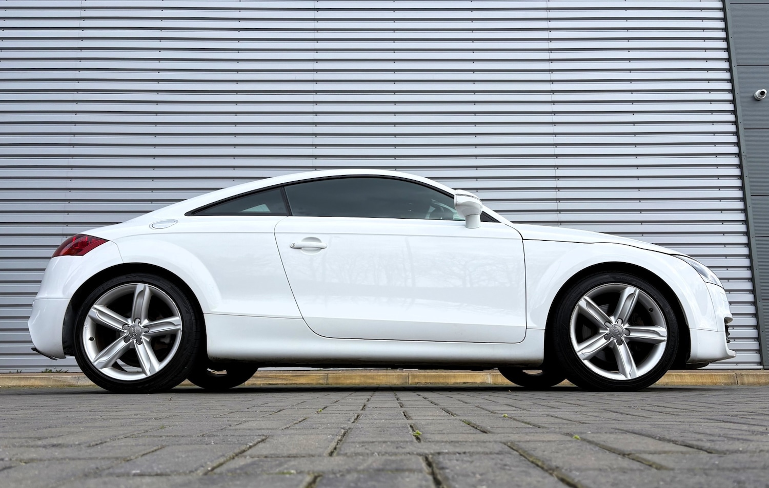 Used Audi TT 2010 for sale - 77897136: Photo 3