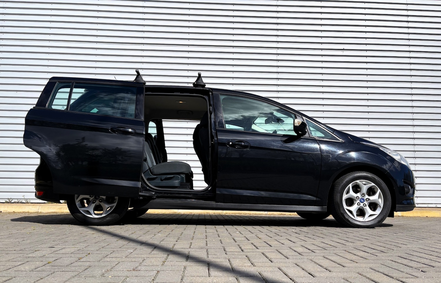 Used Ford Grand C-Max 2013 for sale - 78219107: Photo 4