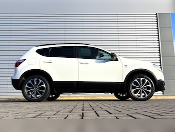 Used Nissan Qashqai 2013 for sale - 76669445: Photo