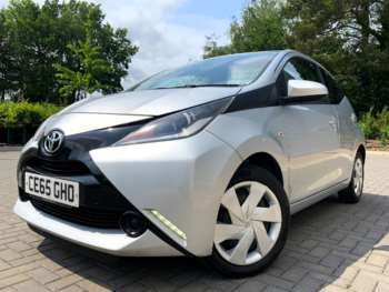 2015 (65) - 1.0 VVT-i X-Play 5dr