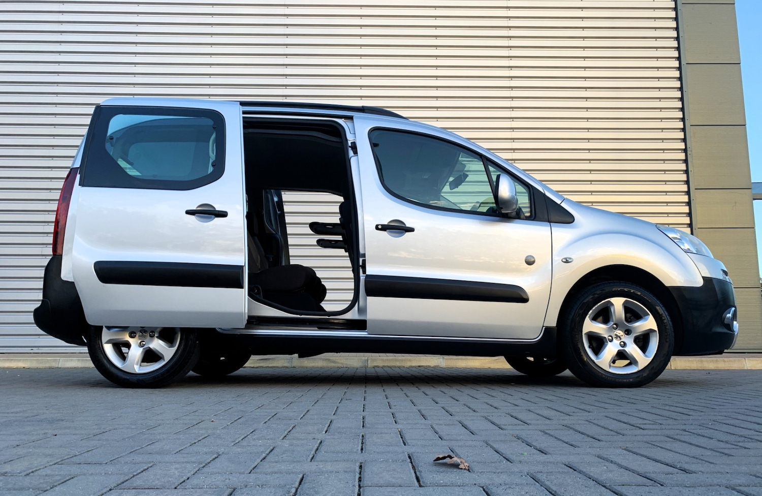 Used Peugeot Partner Tepee 2013 for sale - 76518272: Photo 4