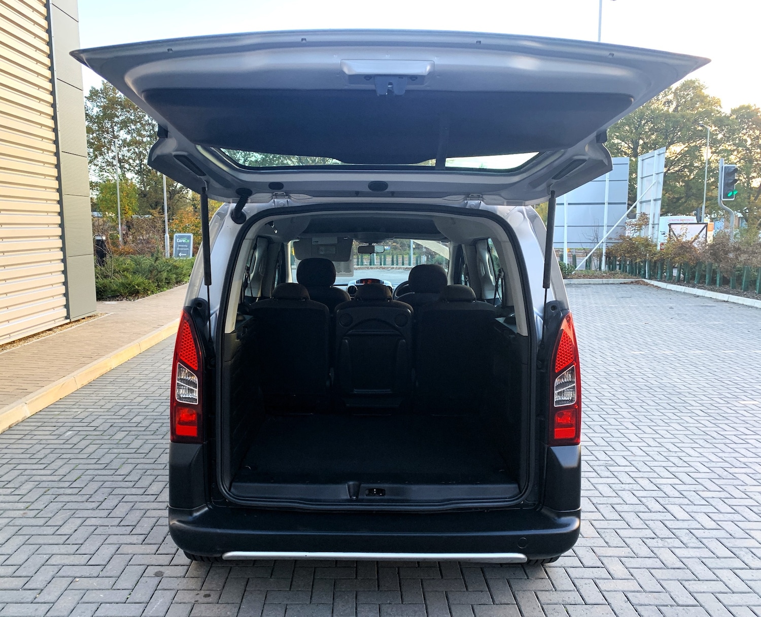 Used Peugeot Partner Tepee 2013 for sale - 76518272: Photo 9