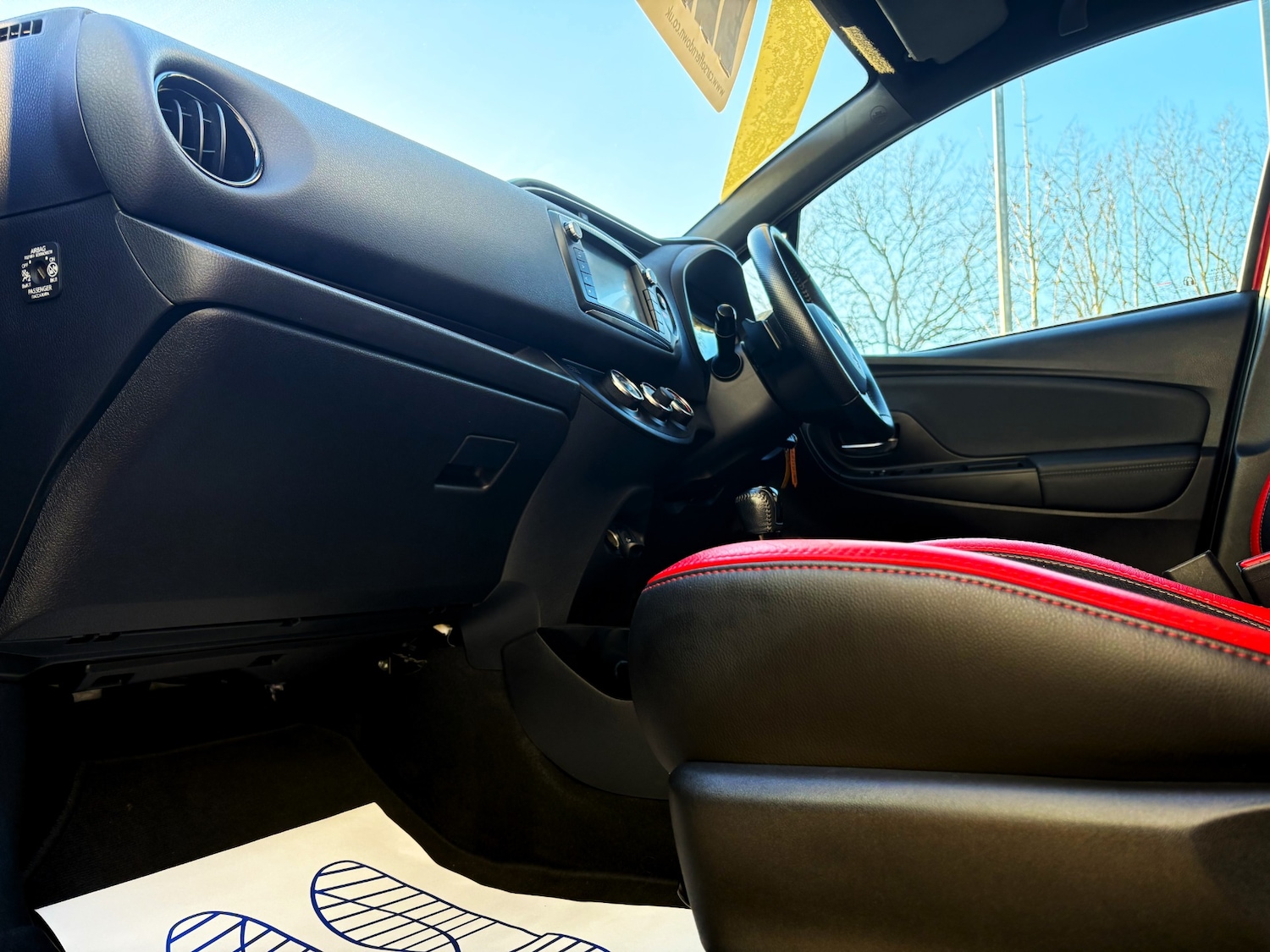 Used Toyota Yaris 2016 for sale - 77054892: Photo 10