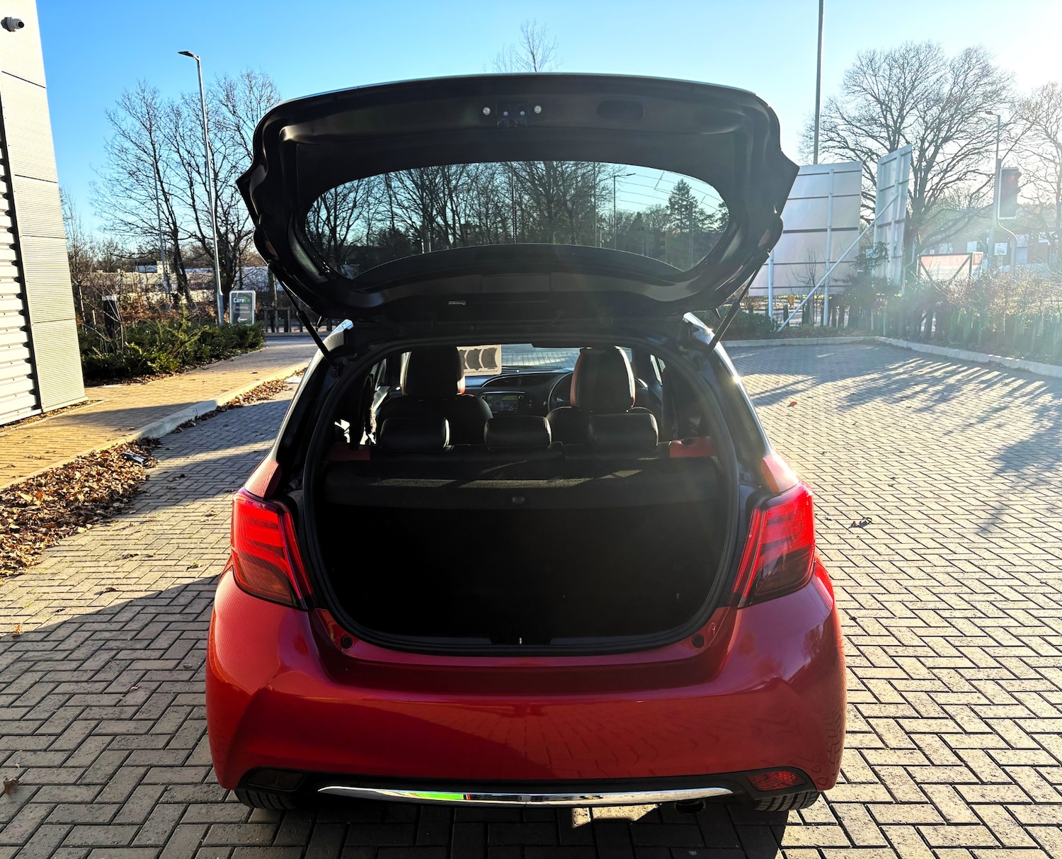 Used Toyota Yaris 2016 for sale - 77054892: Photo 8