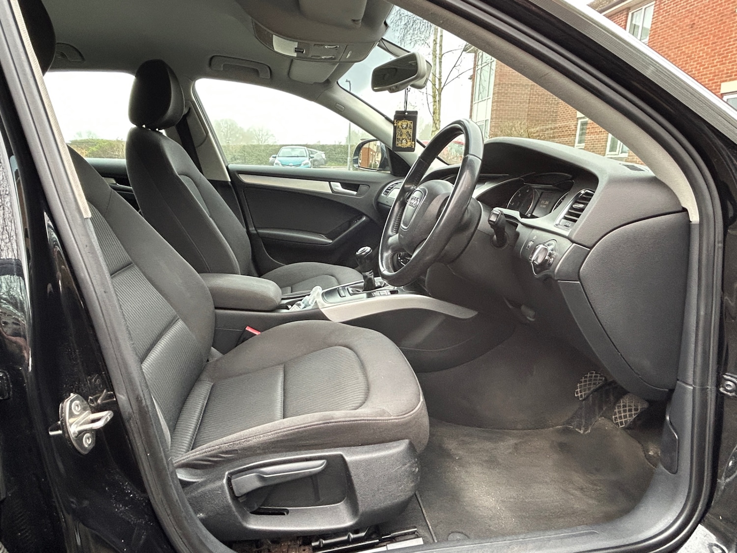 Used Audi A4 2009 for sale - 77831821: Photo 13