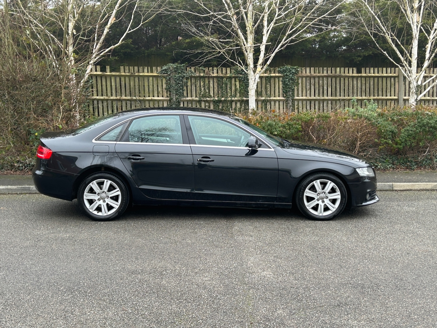Used Audi A4 2009 for sale - 77831821: Photo 3