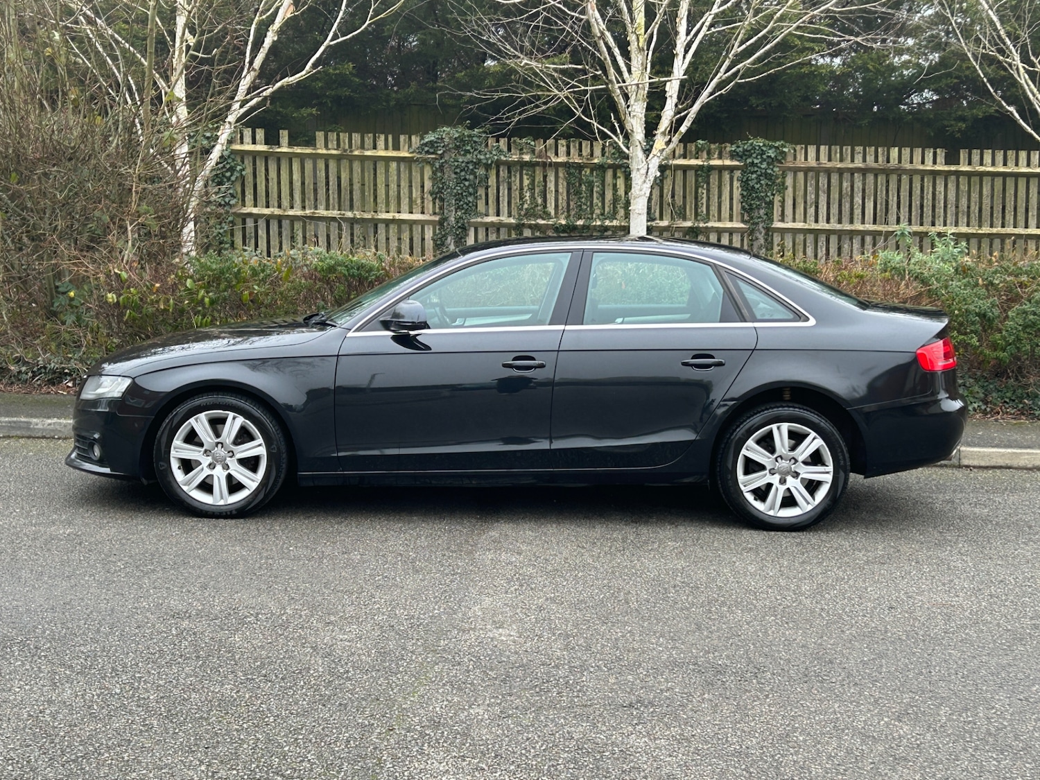 Used Audi A4 2009 for sale - 77831821: Photo 8