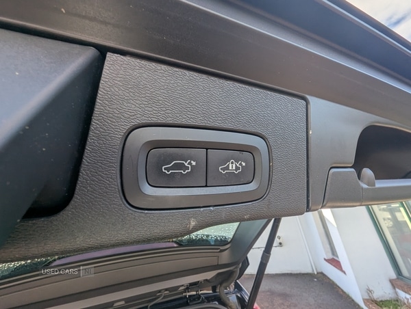 Used Volvo XC60 2019 for sale - 76359600: Photo 8