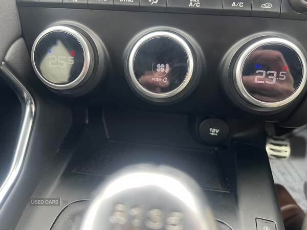 Used Jaguar E-Pace 2019 for sale - 78128534: Photo 22