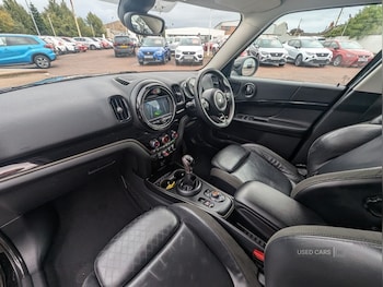 Used MINI Countryman 2018 for sale - 76562599: Photo