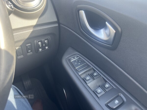 Used Renault Captur 2018 for sale - 77971120: Photo 12