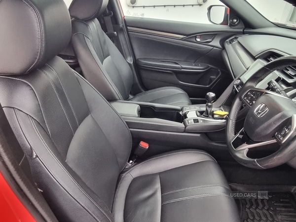 Used Honda Civic 2019 for sale - 76914308: Photo 10