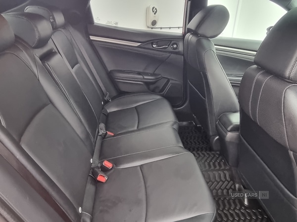 Used Honda Civic 2019 for sale - 76914308: Photo 11