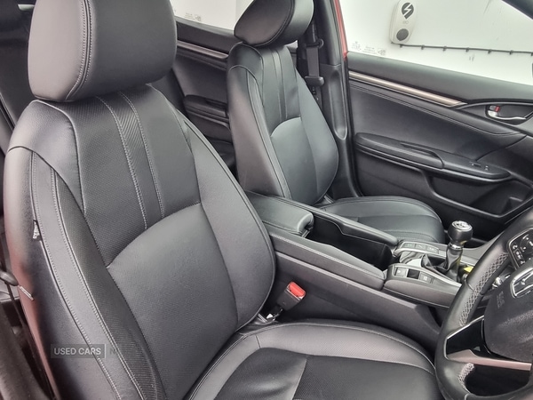 Used Honda Civic 2019 for sale - 76914308: Photo 9