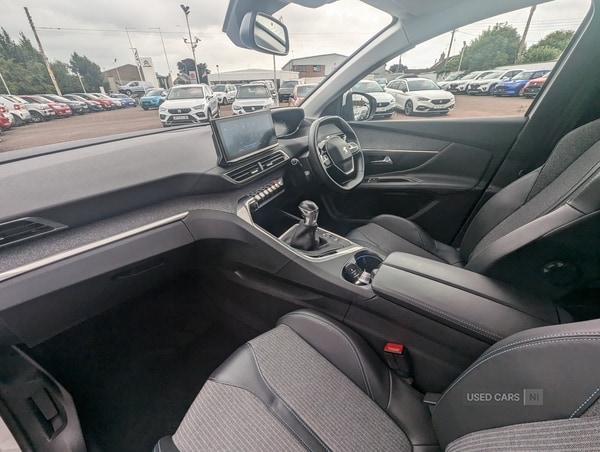 Used Peugeot 3008 2021 for sale - 75298698: Photo 2