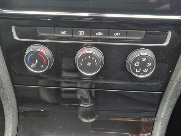 Used Volkswagen Golf 2017 for sale - 77082181: Photo 21