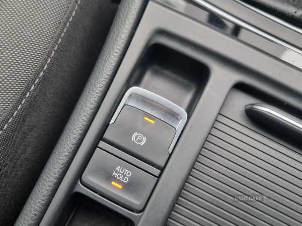 Used Volkswagen Golf 2017 for sale - 77082181: Photo 25