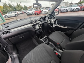 Used Suzuki Swift 2023 for sale - 75942350: Photo