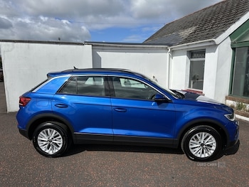 Used Volkswagen T-Roc 2023 for sale - 79396789: Photo