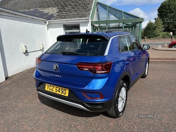 Used Volkswagen T-Roc 2023 for sale - 79396789: Photo