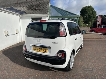 Used Citroen C3 Picasso 2017 for sale - 79389243: Photo