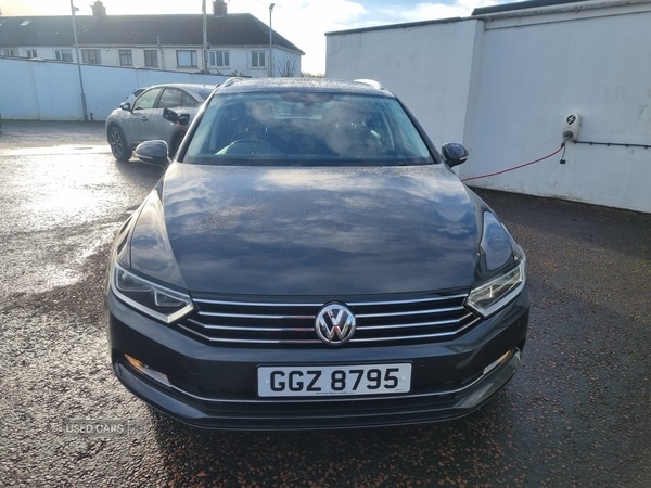 Used Volkswagen Passat 2017 for sale - 77280371: Photo 2