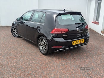 Used Volkswagen Golf 2018 for sale - 75430233: Photo
