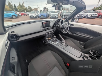 Used Mazda MX-5 2016 for sale - 76228588: Photo 2