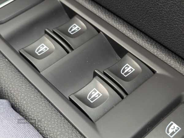 Used Renault Captur 2019 for sale - 76378223: Photo 27