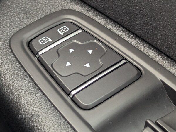 Used Renault Captur 2019 for sale - 76378223: Photo 28