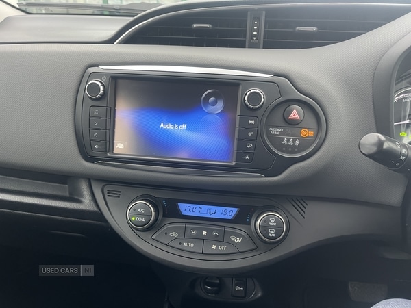 Used Toyota Yaris 2015 for sale - 77840331: Photo 13