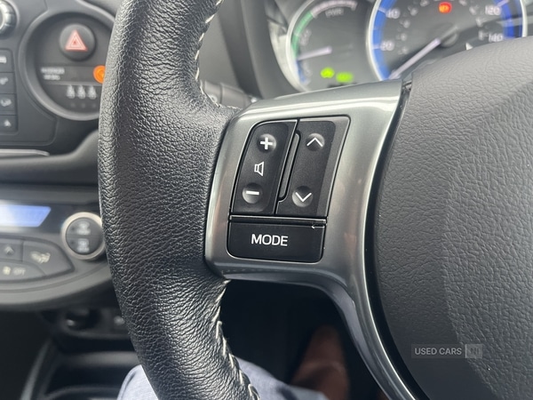 Used Toyota Yaris 2015 for sale - 77840331: Photo 15