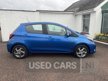 Used Toyota Yaris 2015 for sale - 77840331: Photo