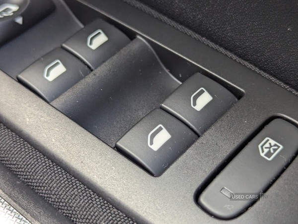 Used Peugeot 2008 2018 for sale - 76381372: Photo 26