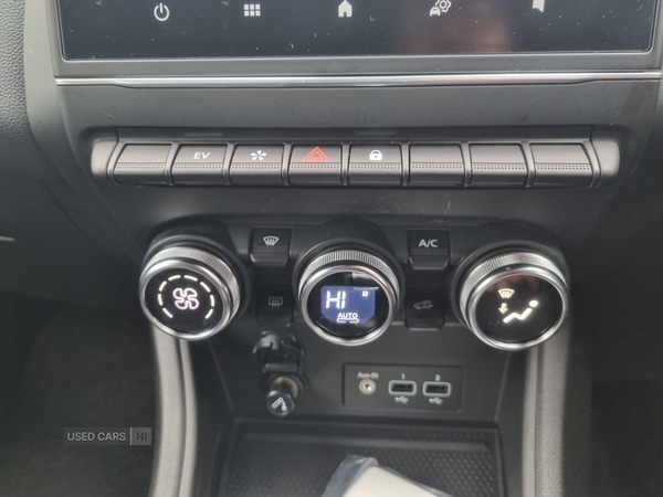 Used Renault Captur 2023 for sale - 77560283: Photo 15