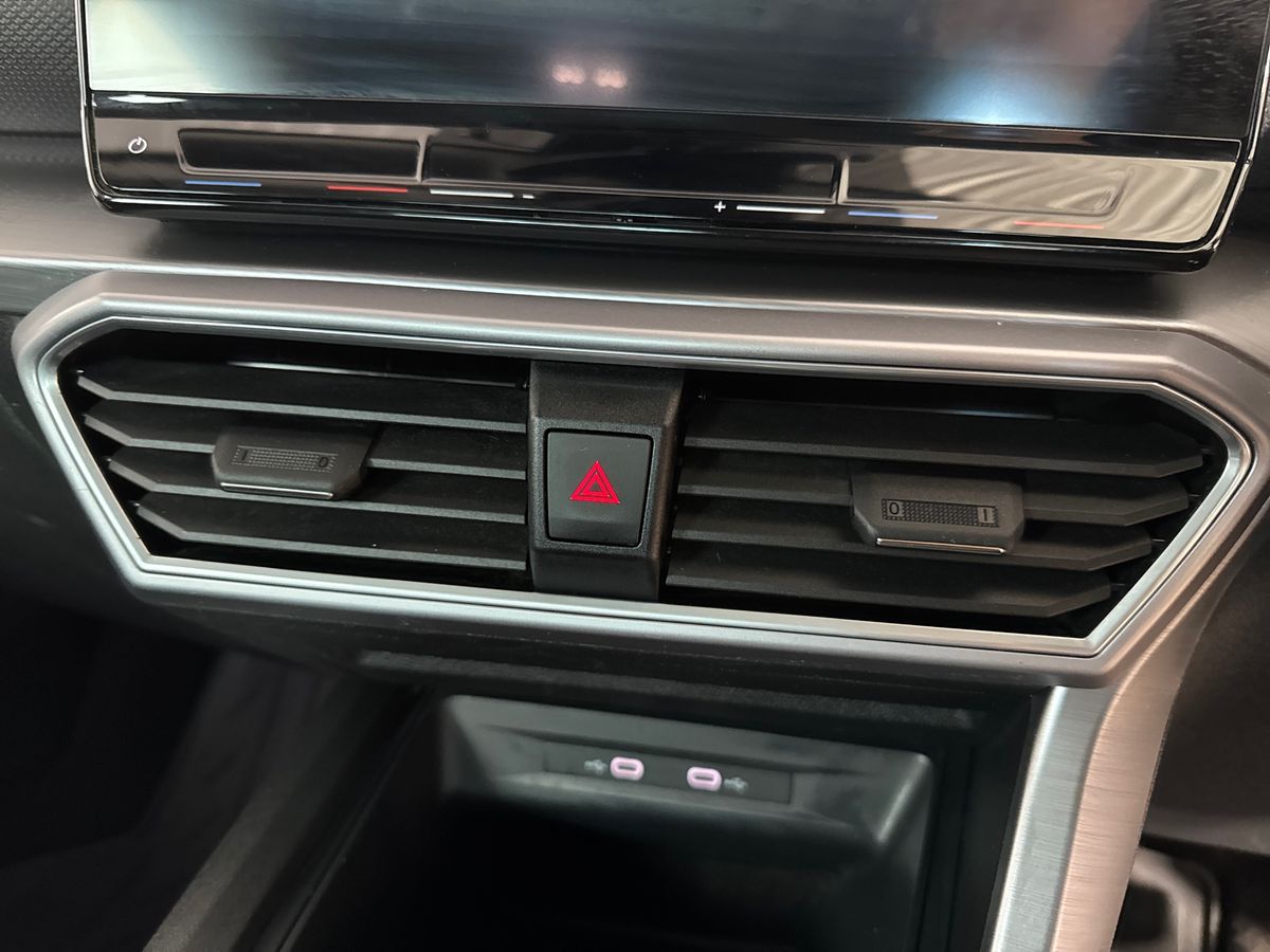 Used SEAT Leon 2021 for sale - 77725949: Photo 26