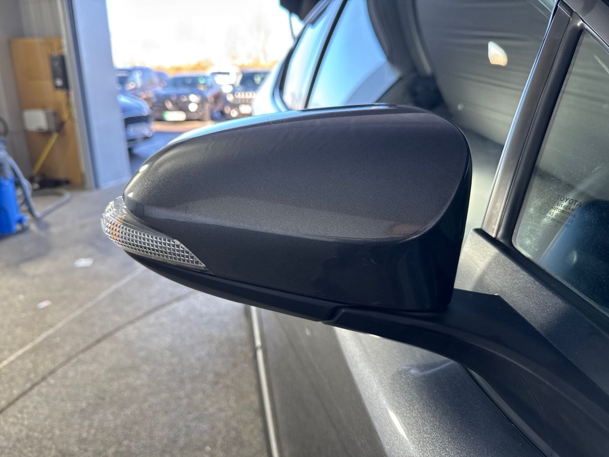 Used Toyota C-HR 2018 for sale - 77855734: Photo 29