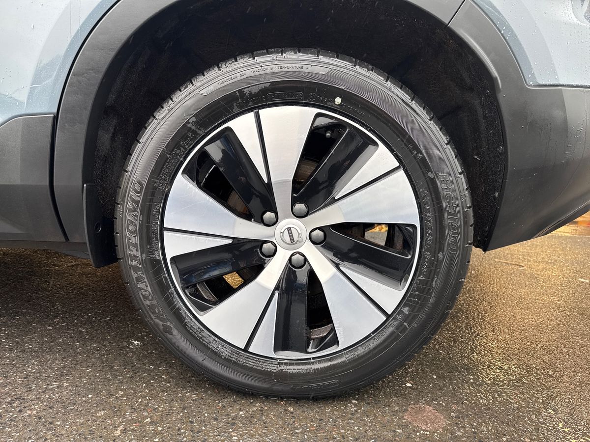 Used Volvo XC40 2023 for sale - 77959896: Photo 13