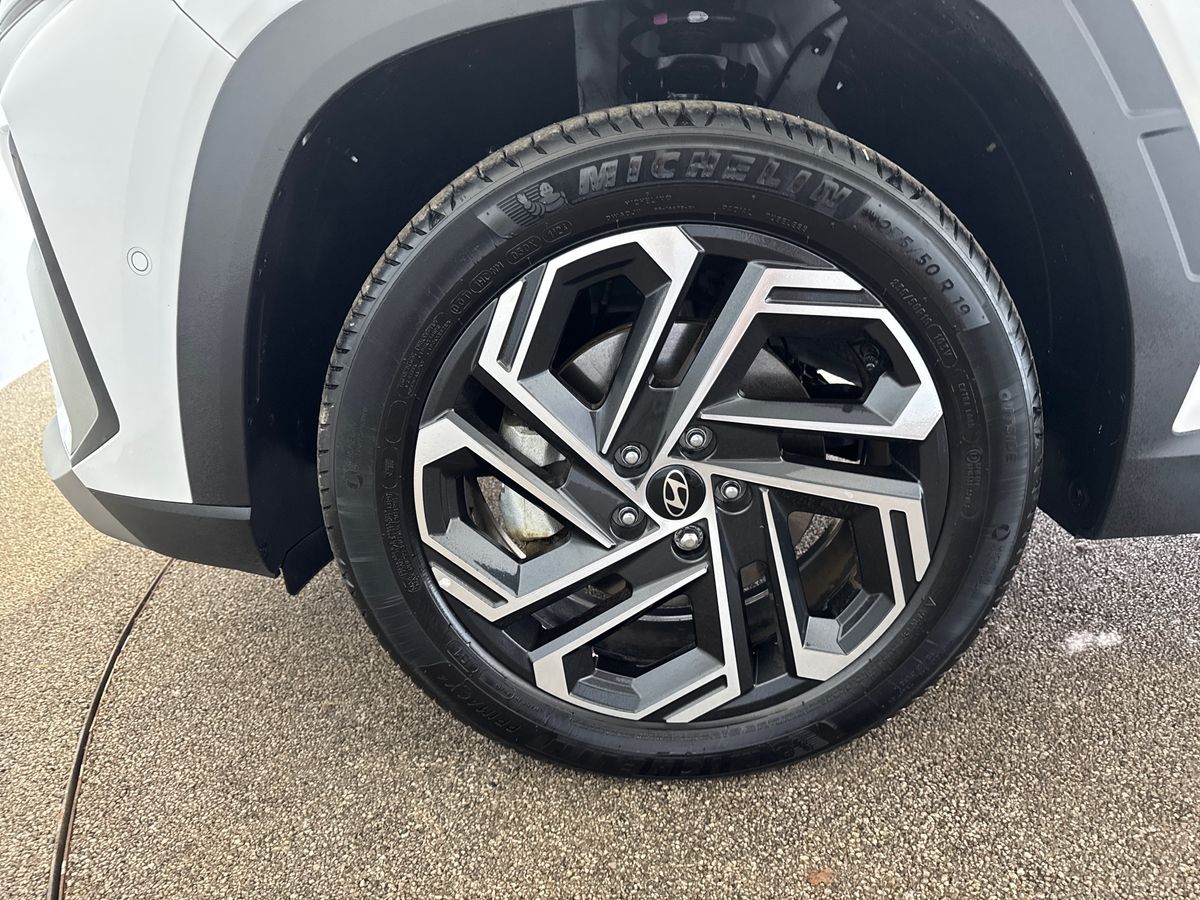 2024 Hyundai TUCSON 1.6T Plug-in Hybrid Ultimate 5dr 4WD Auto Estate Petrol Para - Picture 15 of 24
